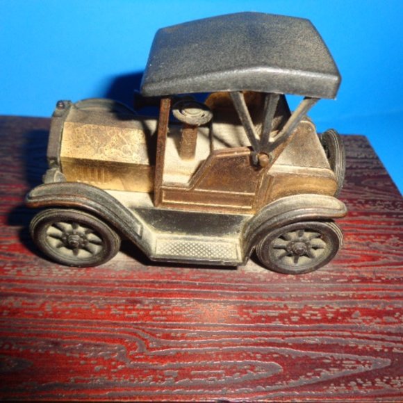 Vintage Model "T Ford Diecast Car Playing Cards Holder By Gift Co. Hong Kong - Picture 2 of 5